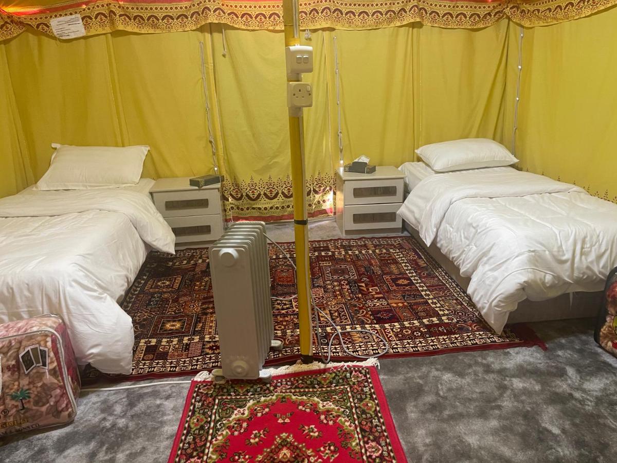 Rural_tents_Naseem_alula2